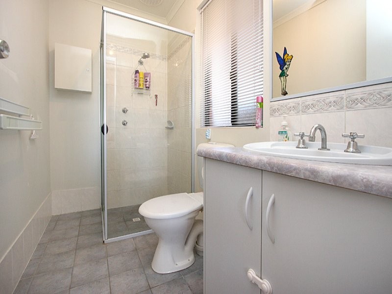 4 Mitchell Drive, Evanston Park SA 5116