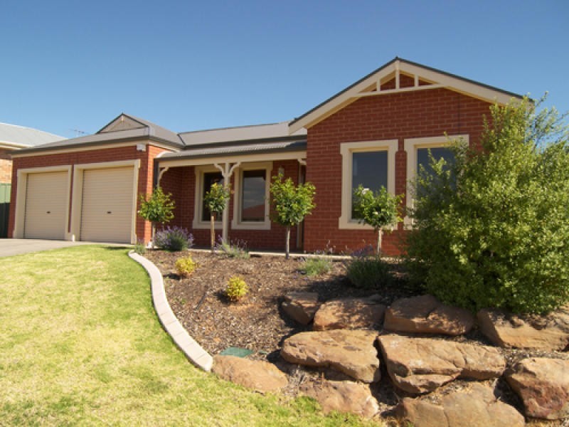 24 Selway Place, Evanston Park SA 5116