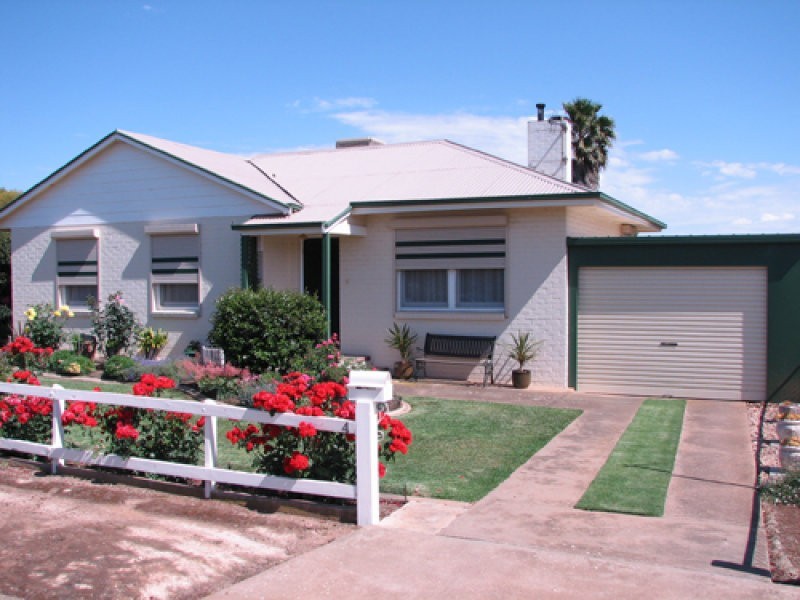 4 Hambour Avenue, Eudunda SA 5374