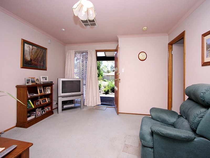 8 Brooks Avenue, Willaston SA 5118