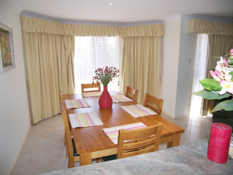 13 Rossiter Drive, Evanston Park SA 5116