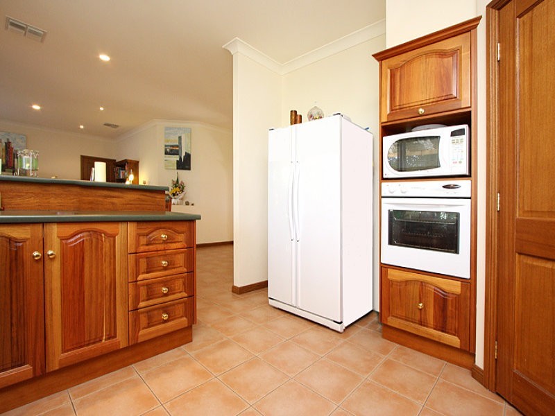 1 Discovery Court, Hewett SA 5118