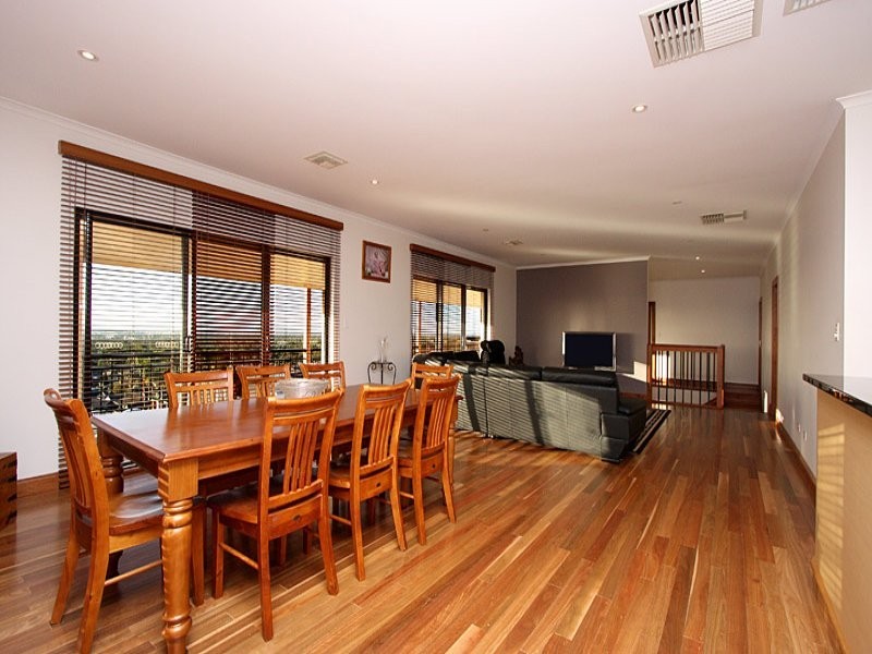 7 Carman Close, Hillbank SA 5112