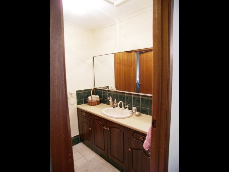 9 Robert Rankine Road, Williamstown SA 5351
