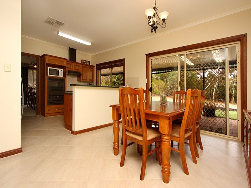 13a The Barracks, Cockatoo Valley SA 5351