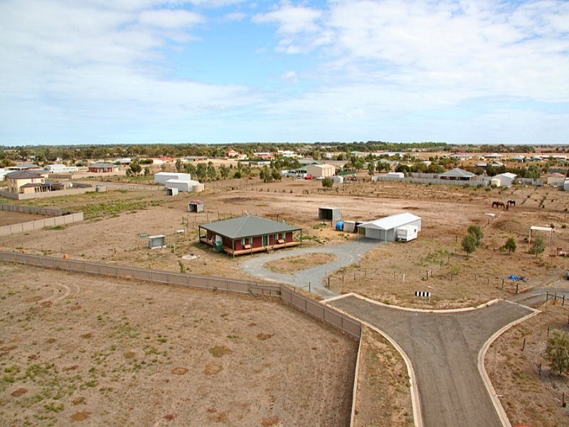 5 Sable Grove, Two Wells SA 5501