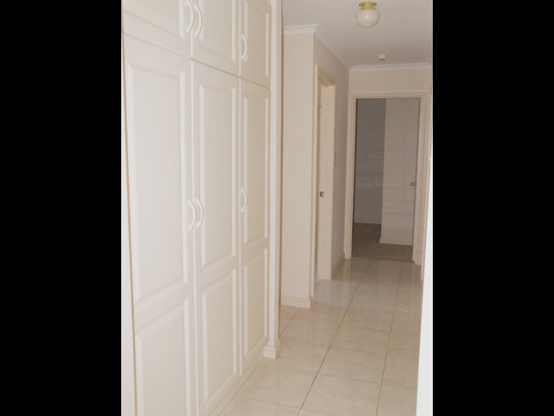 32 Trinity Drive, Evanston Park SA 5116