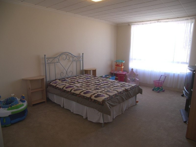 6 Mcgonigal Drive, Willaston SA 5118