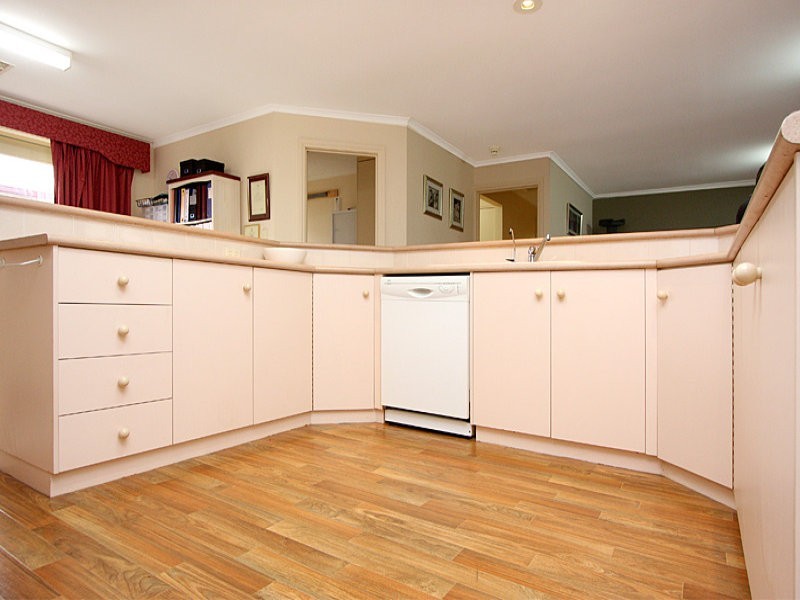 41 Sunnyside Drive, Evanston Park SA 5116