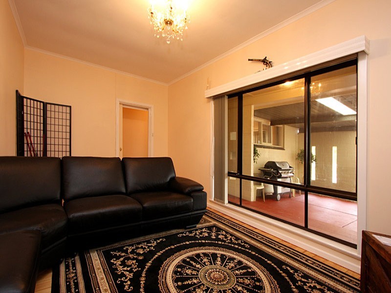 38 St Leonards Crescent, Elizabeth Downs SA 5113