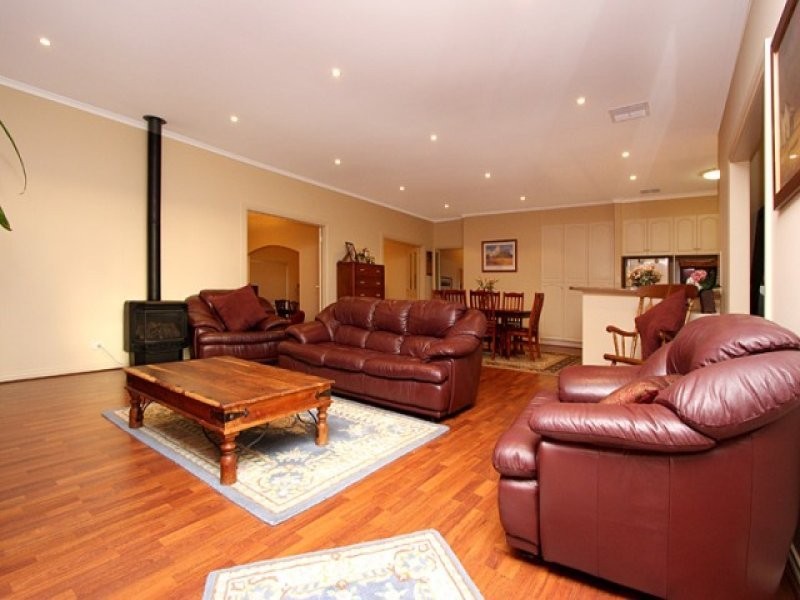 12 Selway Place, Evanston Park SA 5116