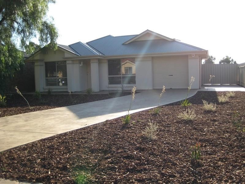 11 Balmoral Court, Paralowie SA 5108