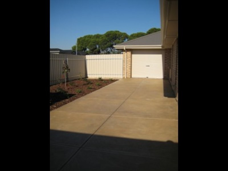 11 Balmoral Court, Paralowie SA 5108