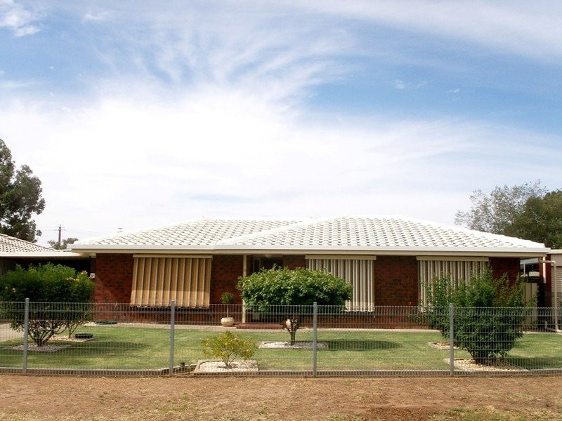 13 Hindmarsh Boulevard, Evanston Gardens SA 5116