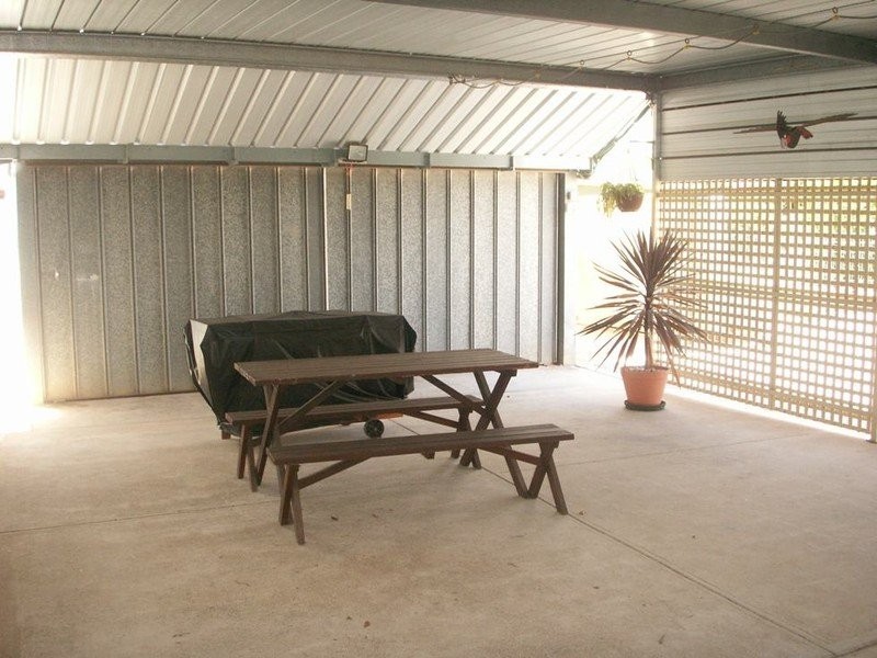 13 Hindmarsh Boulevard, Evanston Gardens SA 5116