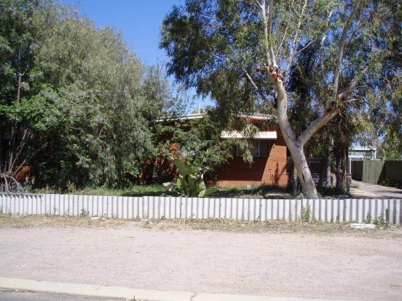 97 Kenny Crescent, Rangeway WA 6530