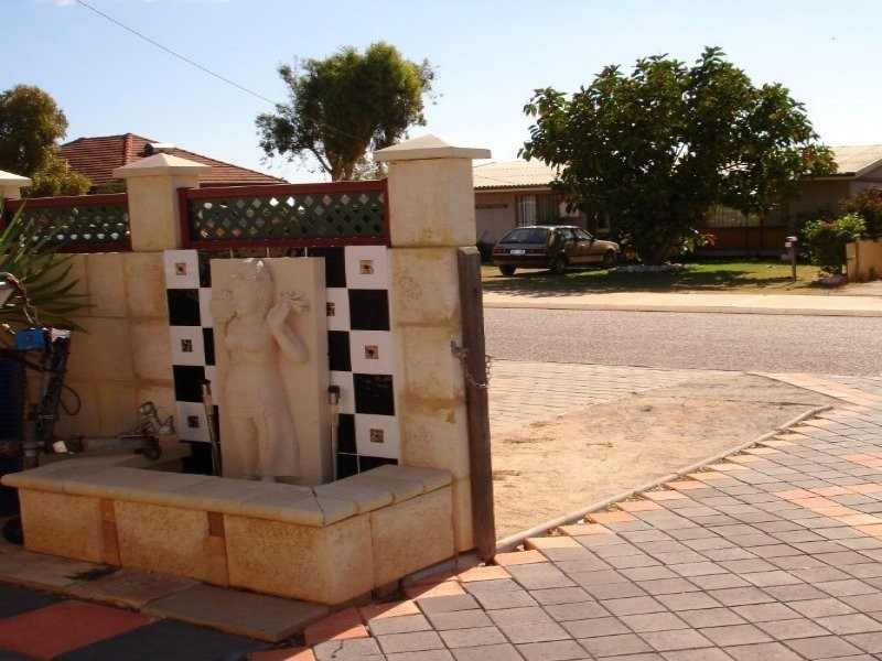 52 Hillview Drive, Drummond Cove WA 6532