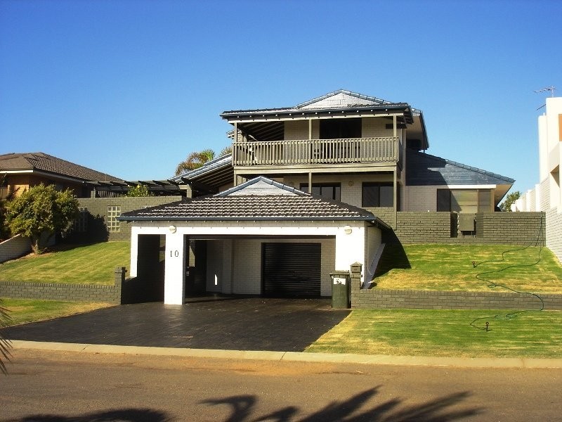 10 Eastcott Way, Tarcoola Beach WA 6530