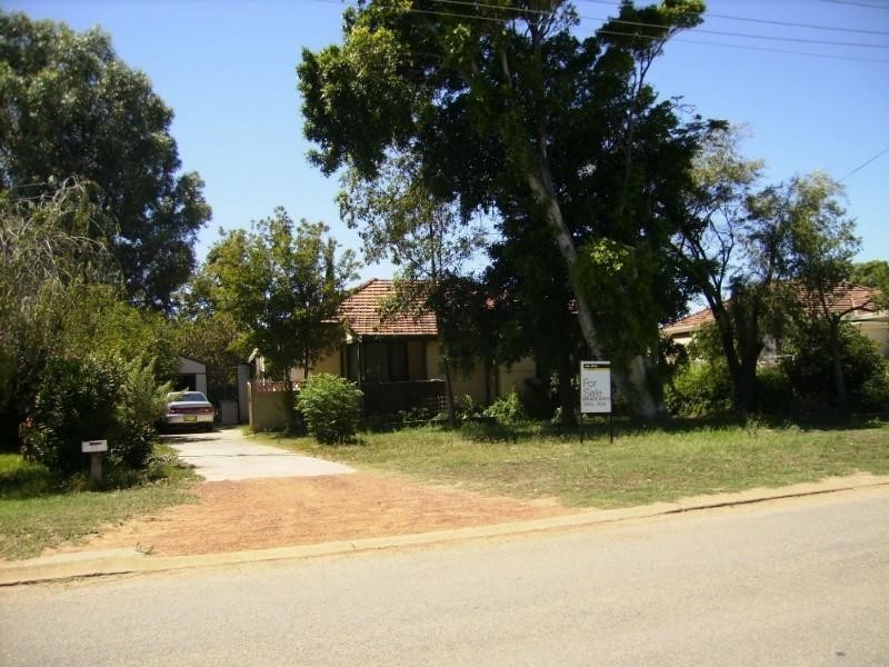 11 Cleopatra St, Utakarra WA 6530