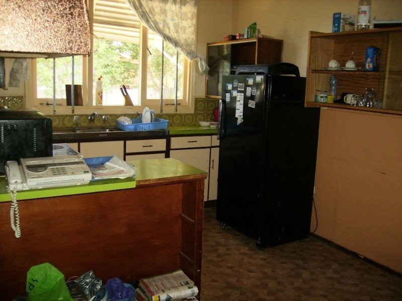 11 Cleopatra St, Utakarra WA 6530
