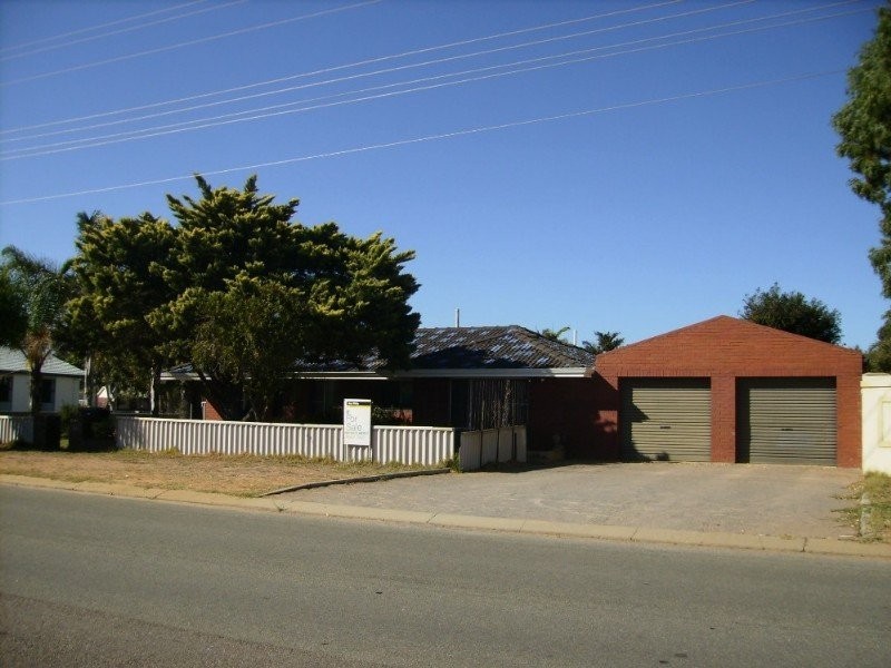 32 Archer St, Utakarra WA 6530