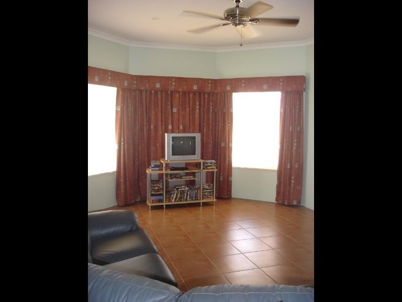 36 Dressage Circle, Deepdale WA 6532