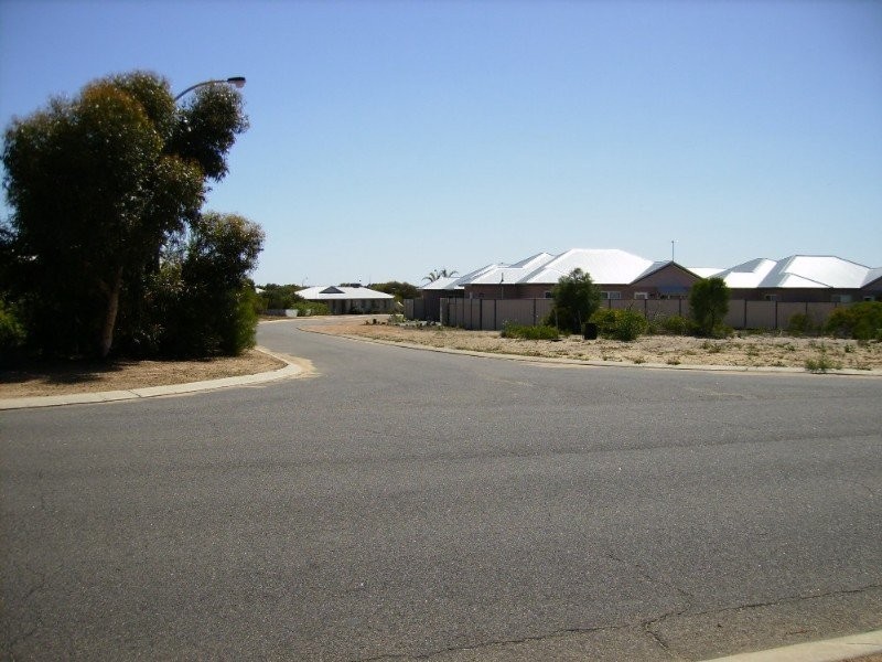 10 Seakist Retreat, Kalbarri WA 6536