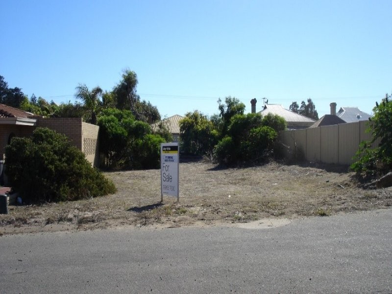 a & b/2 Alice Street, Geraldton WA 6530