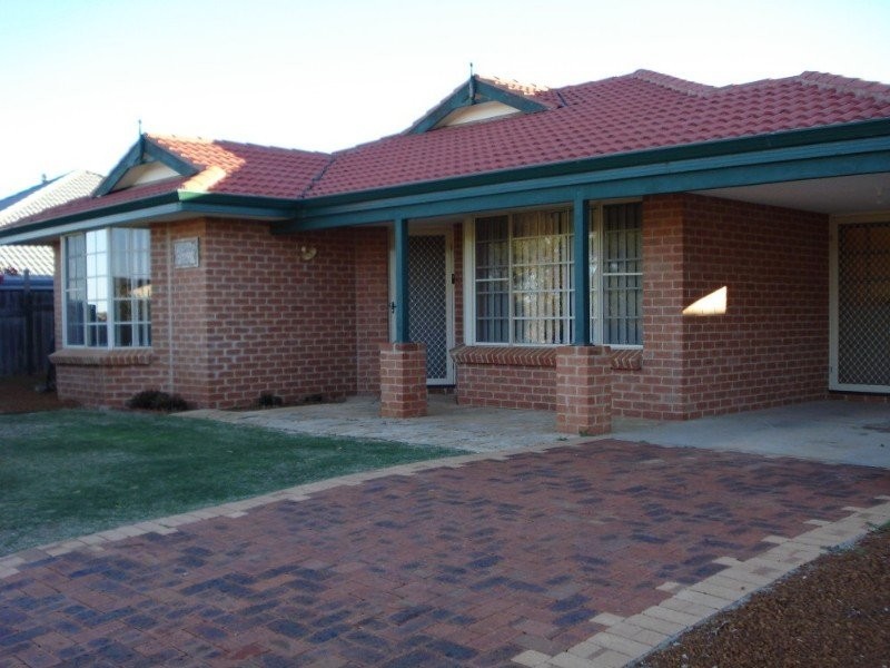 9 Hill View, Geraldton WA 6530