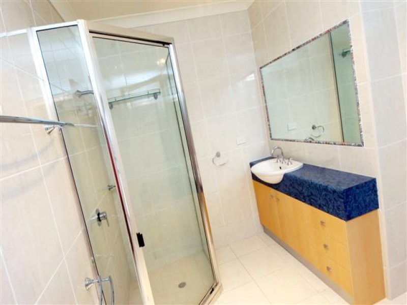 24 Waratah Street, Gladstone QLD 4680