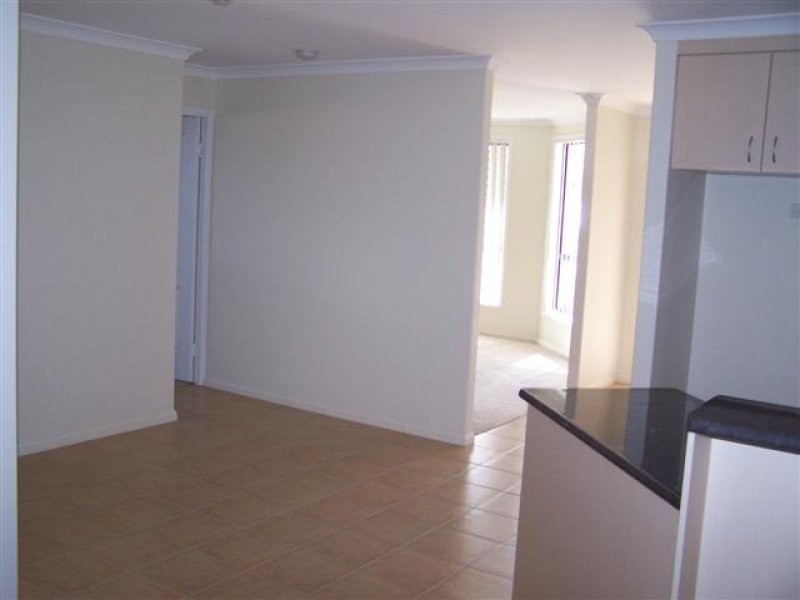 33 Cania Way, Gladstone QLD 4680