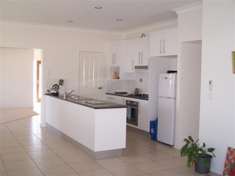 46 Skyline Drive, Gladstone QLD 4680