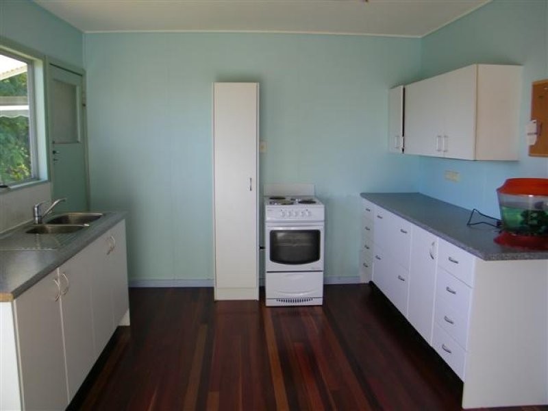 62 Flinders Street, Gladstone QLD 4680