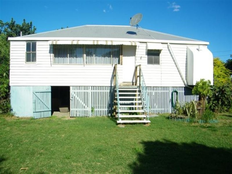 2 Herbert Street, Gladstone QLD 4680