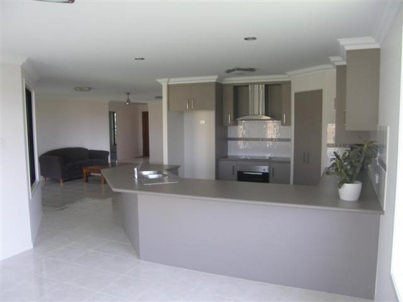 57 Skyline Drive, Gladstone QLD 4680