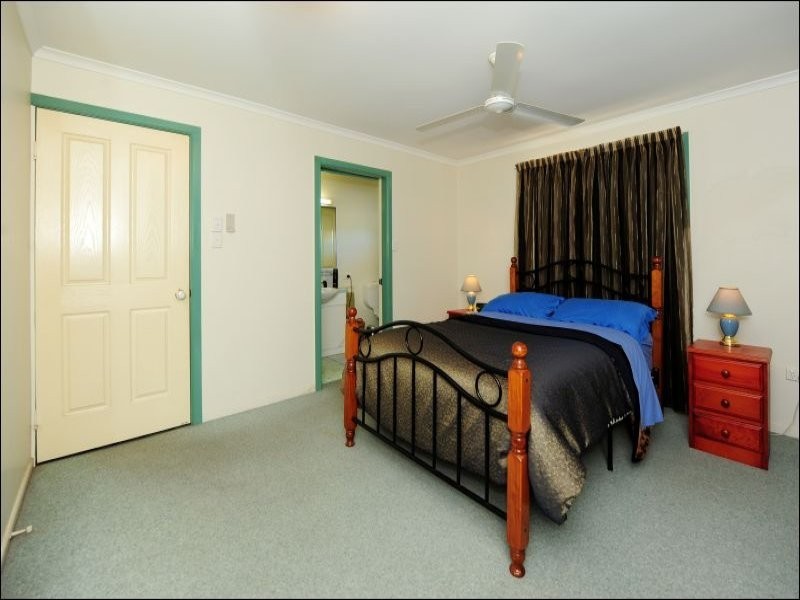 14 Clarance Drive, New Auckland QLD 4680