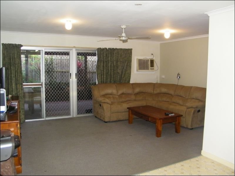 6 Hawthorne Street, West Gladstone QLD 4680