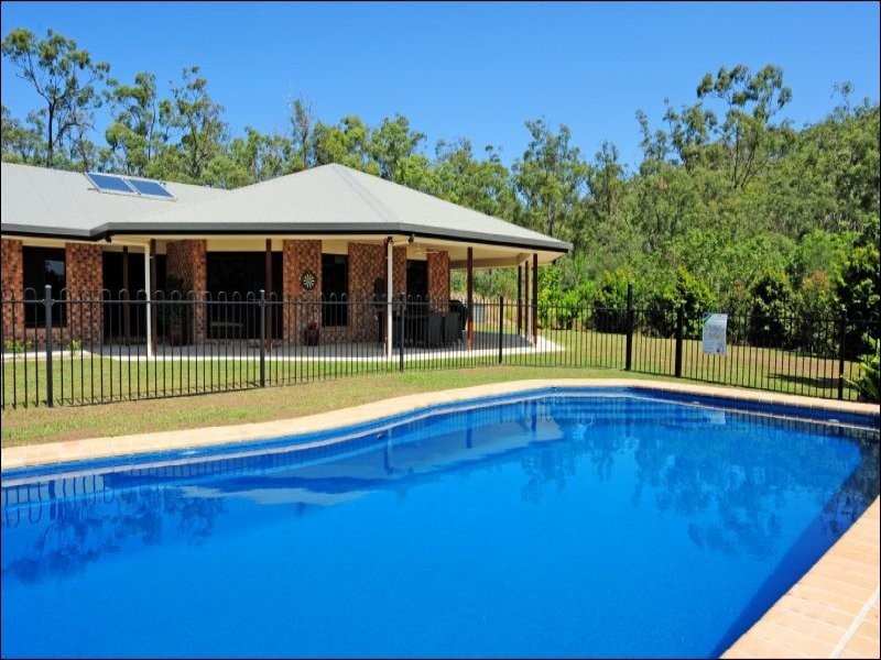 52 Lincoln James Drive, Beecher QLD 4680