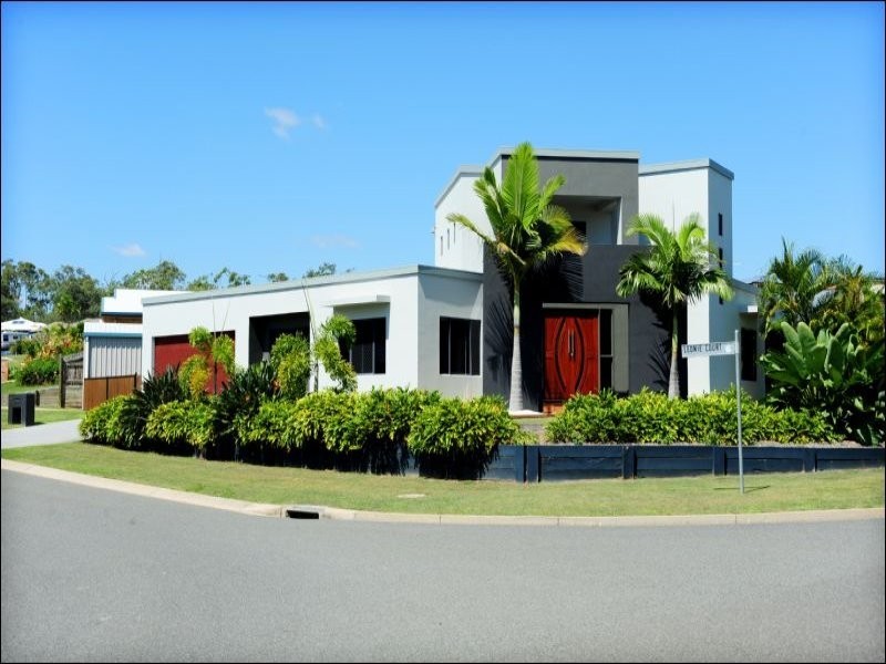 2 Leonie Court, New Auckland QLD 4680