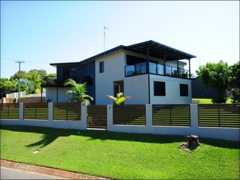 16 Alfred Street, Tannum Sands QLD 4680