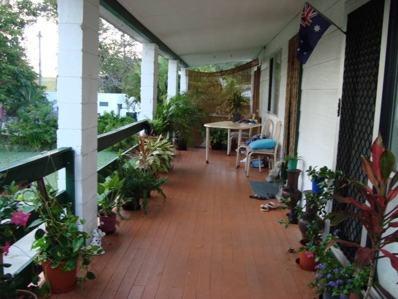 1 Wyndham Avenue, Boyne Island QLD 4680