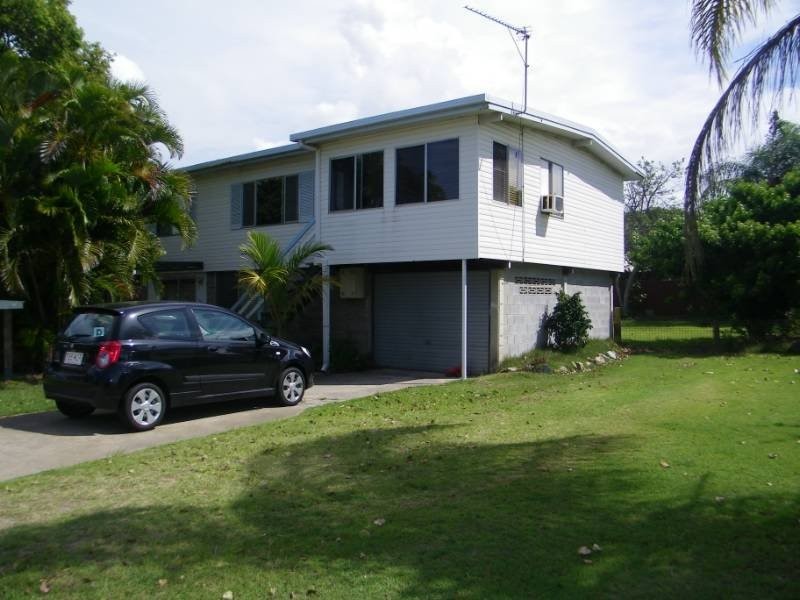 44 Aerodrome Road, Clinton QLD 4680