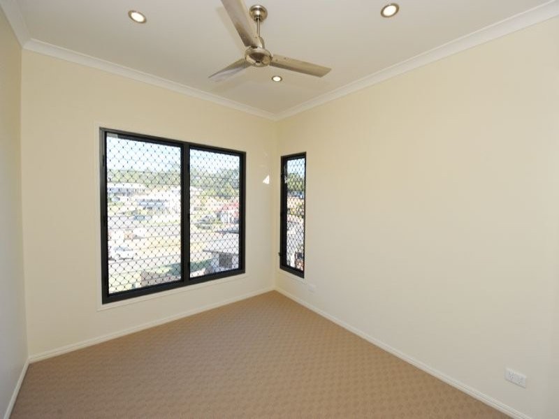 3 Danielle Court, Boyne Island QLD 4680