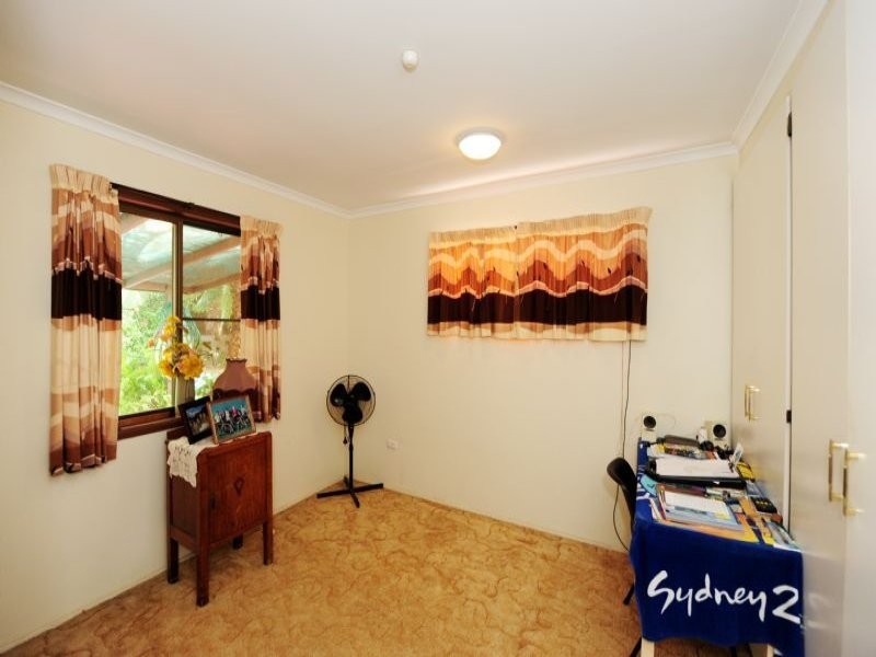 13 Aquarius Street, Gladstone QLD 4680