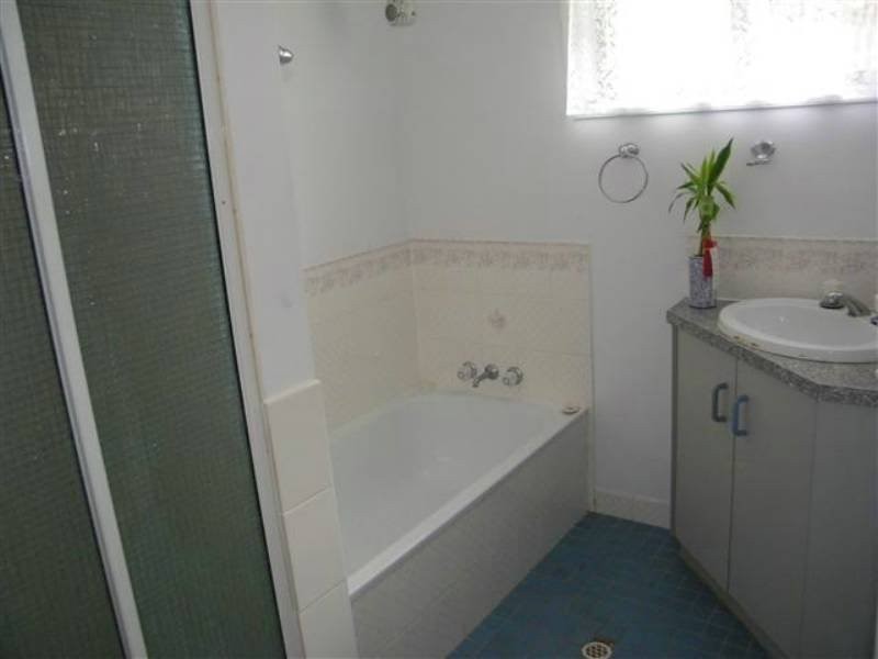 1 Berringa close, Gladstone QLD 4680