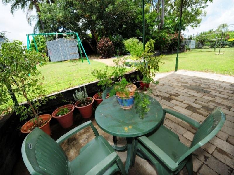 11 Larsen Street, Gladstone QLD 4680