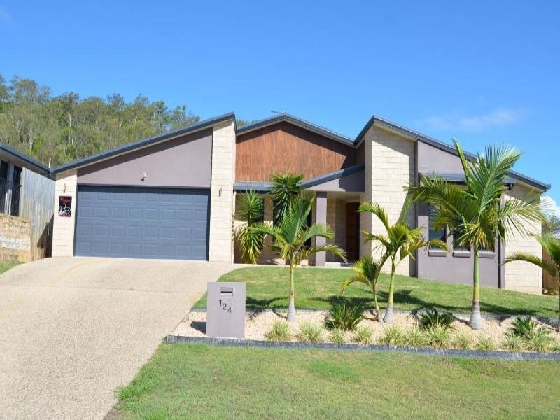 124 Dixon Drive, Telina QLD 4680