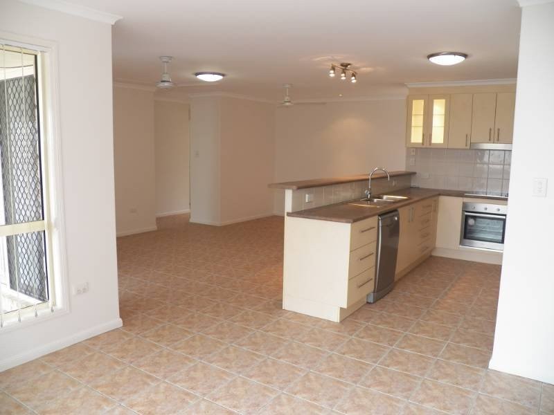 19 Sharyn Drive, New Auckland QLD 4680