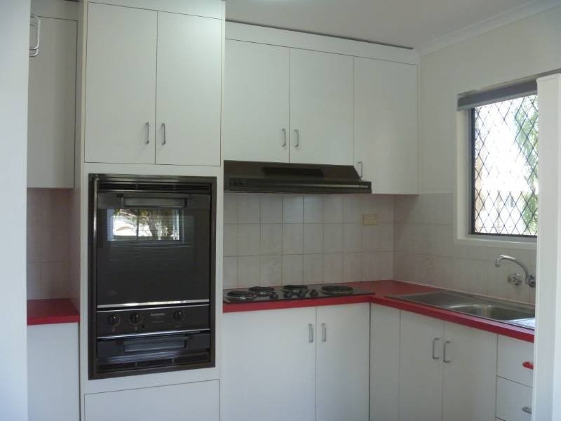 18 Pashley Street, Clinton QLD 4680