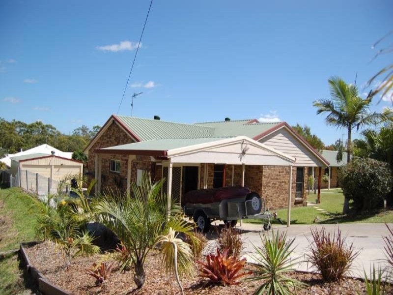 6 Daydream Drive, Clinton QLD 4680